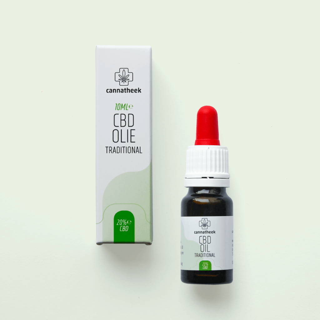 Flesje CBD Olie Traditional 20% van Cannatheek, sterke CBD-olie 10ml zonder THC, 1+1 gratis